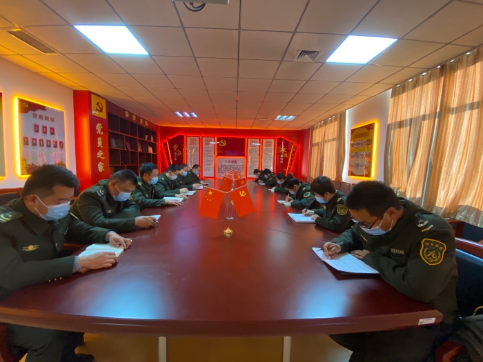 2021-1-28   柏鄉(xiāng)站黨支部專題學(xué)習(xí)集團(tuán)公司黨風(fēng)廉政建設(shè)會議精神，拍攝：高冰冊