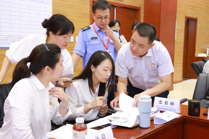 石安分公司舉辦“支部書記擂臺賽”第一期專題輔導 (4)